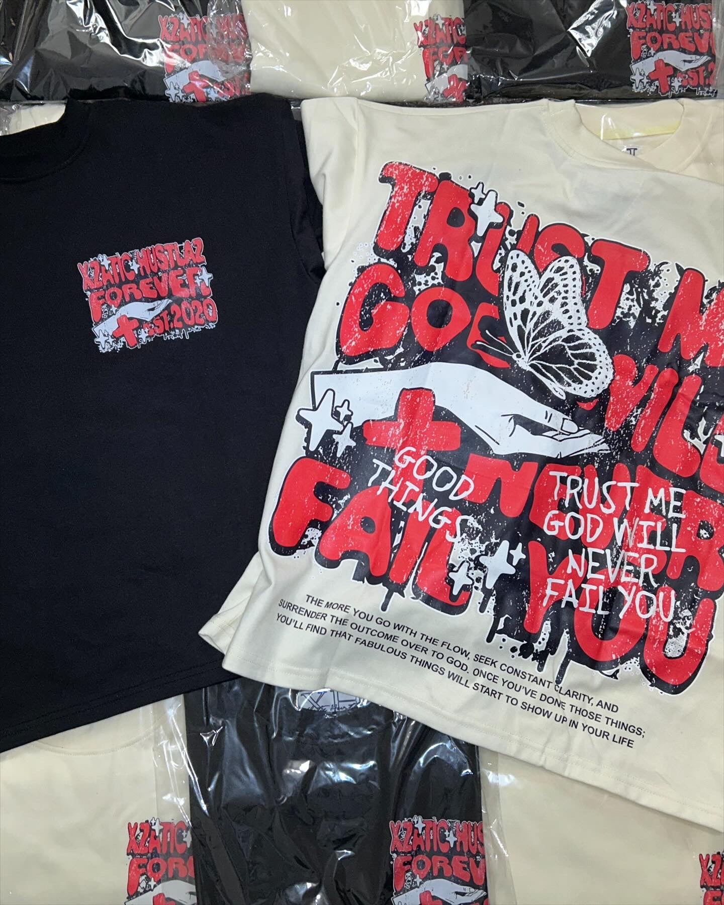 “TRUST IN GOD” oversized cropped tee